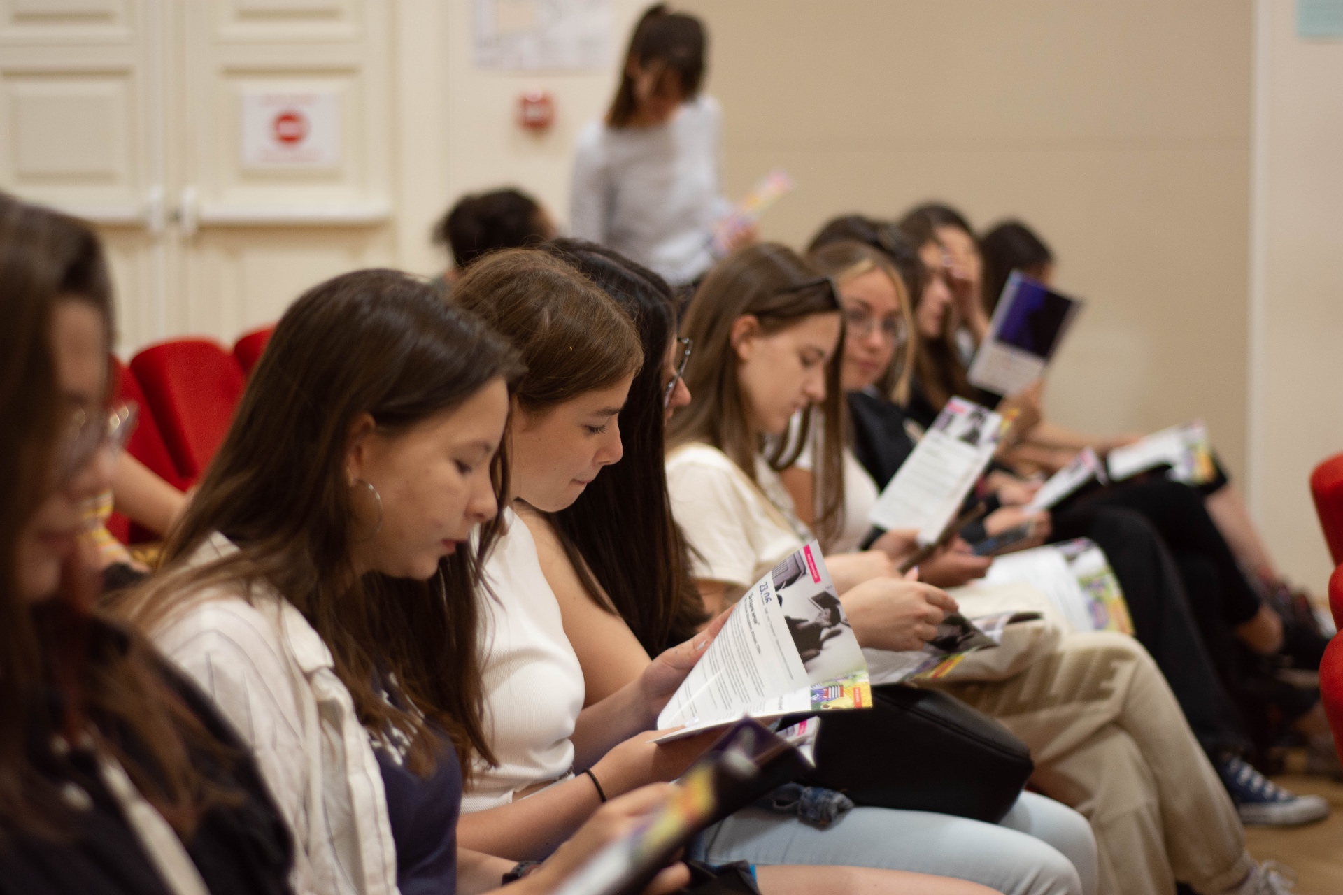 Open call: youth programmers wanted (up to 25)